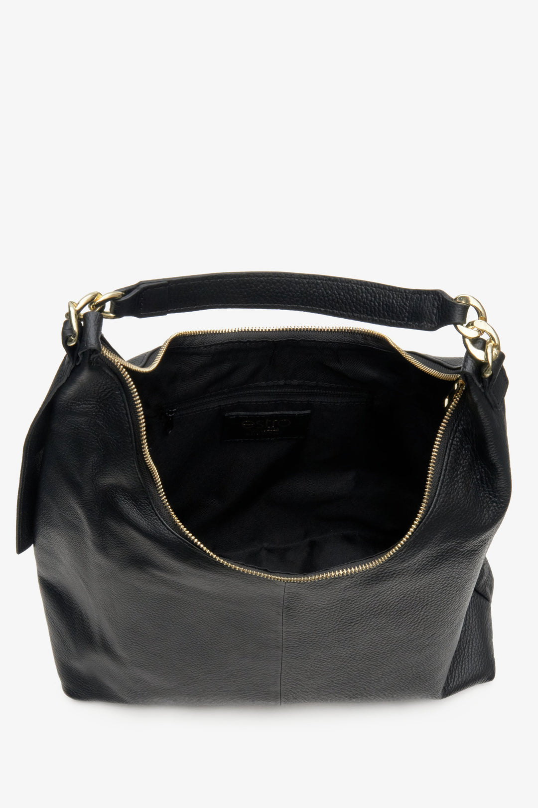 Women's black shopper made of genuine leather by Estro - close-up of the interior design.