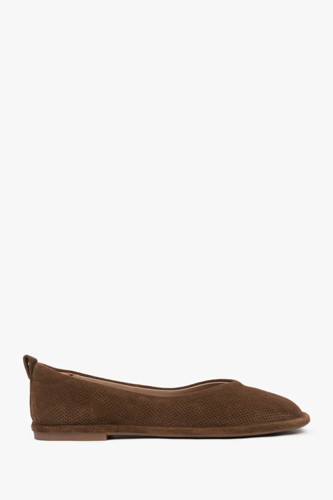 Women's Brown Ballet Flats made of Soft Perforated Genuine Velour Estro ER00116924.