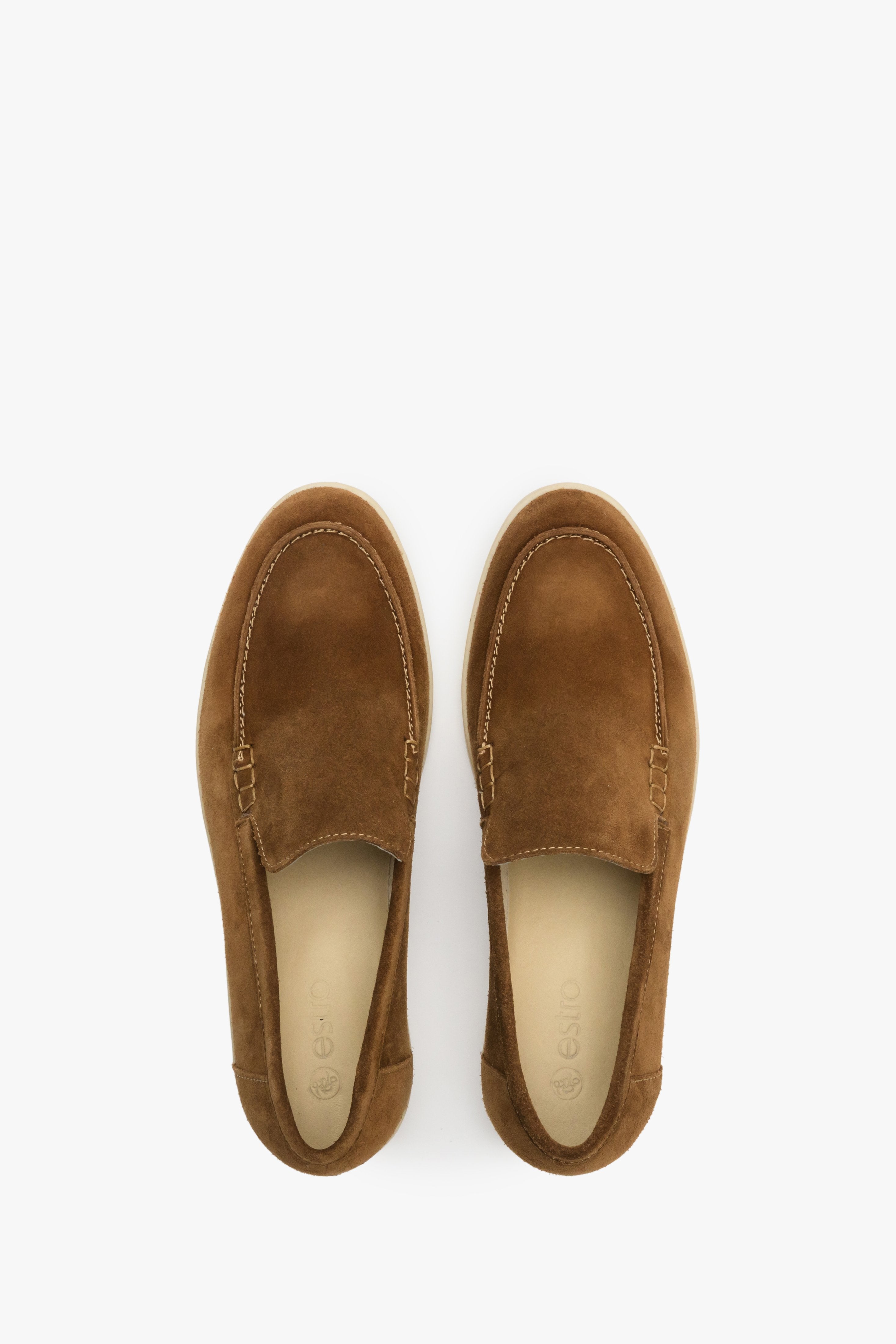 Women's suede lofaes in brown by Estro - presentation of footwear from above.