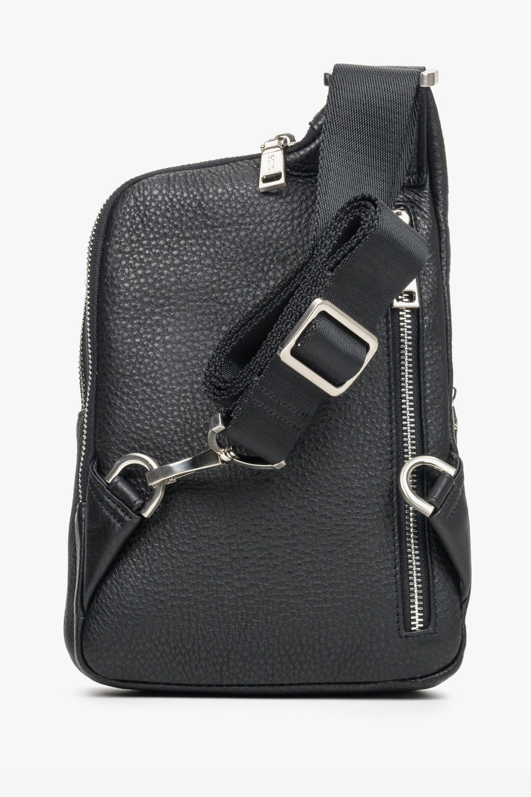 Men's black leather pouch by Estro - back view.