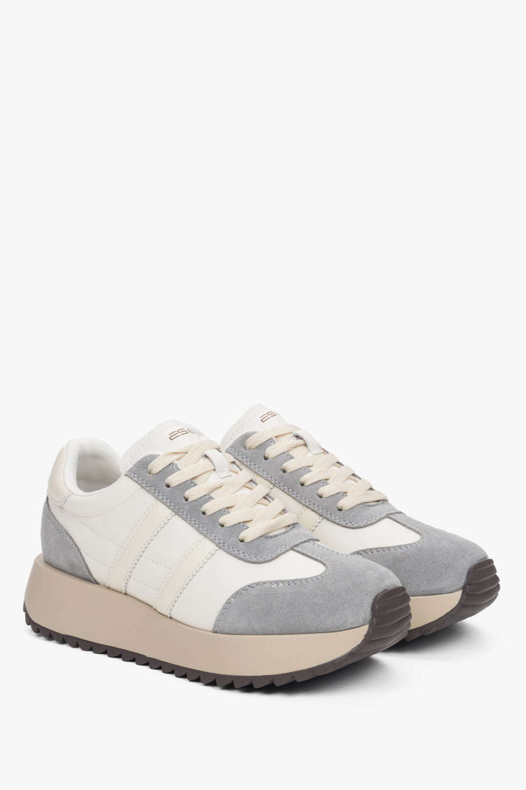 Women's beige and grey low-top sneakers, model ES8 (ER00116894), made with a combination of velour and leather.