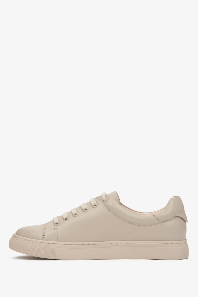 Premium Leather Women's Low-Top Sneakers in Beige by Estro - sideline.