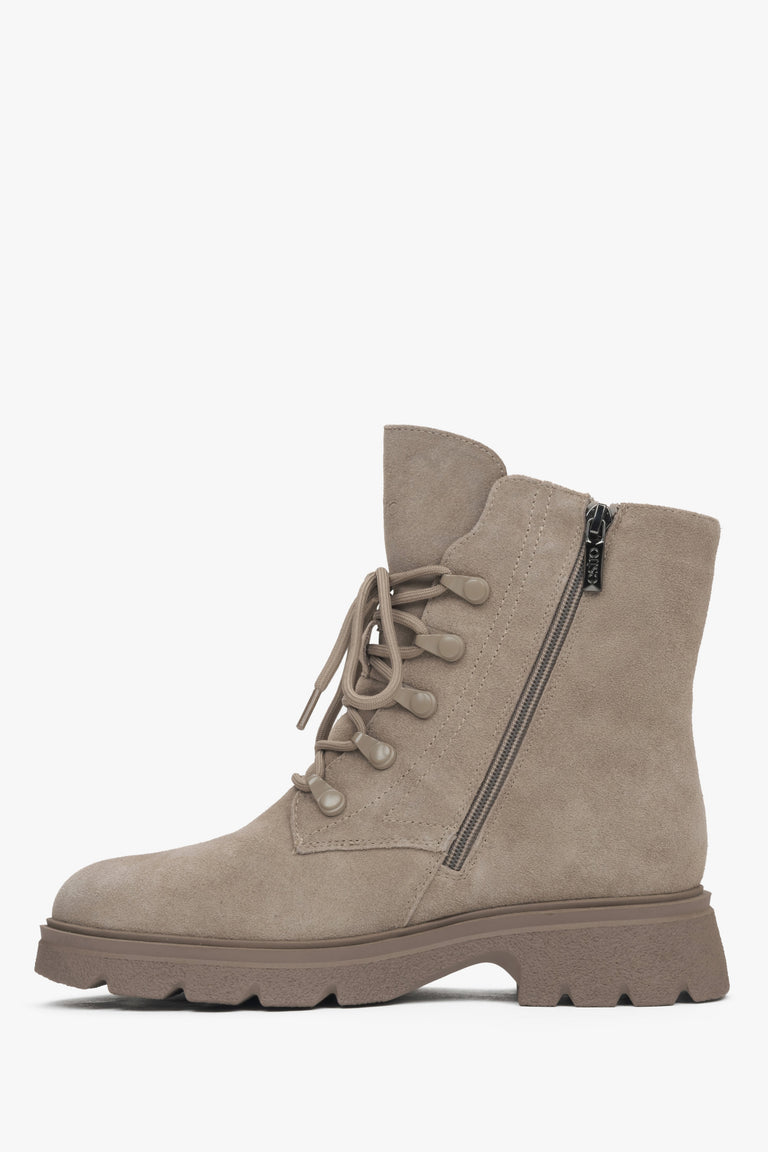 Estro Women's Beige Velour Ankle Boots - shoe profile.