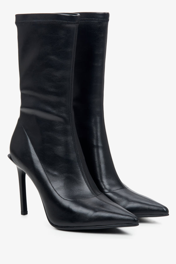 Women's black leather ankle boots with elastic upper, Estro.