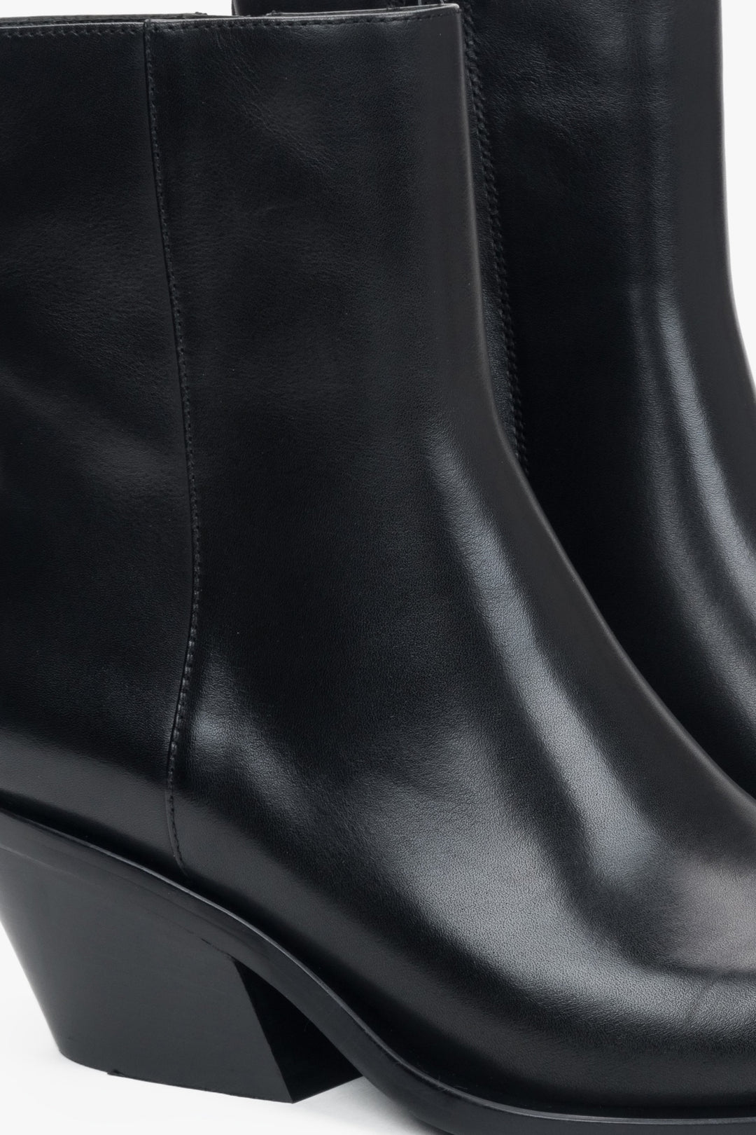 Premium Low-Cut Black Leather Cowboy Boots for Women by Estro