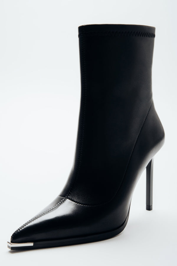 Women's Black Leather Stiletto Ankle Boots with an Elastic Shaft Estro ER00116620