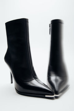 Women's Black Leather Stiletto Ankle Boots with an Elastic Shaft Estro ER00116620