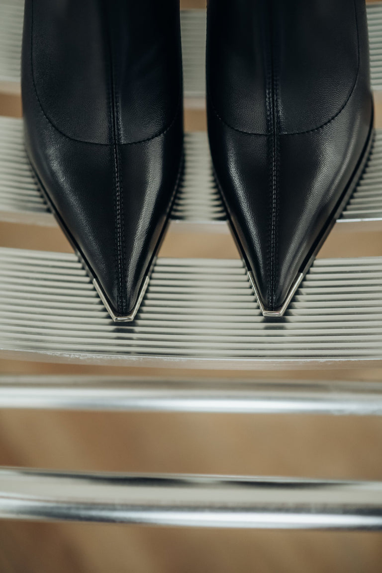 Black Stiletto Ankle Boots for Women in Leather with an Elastic Shaft by Estro.