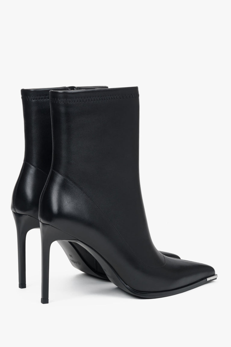 Stylish Black Leather Ankle Boots for Women with a Stiletto Heel and Elastic Shaft by Estro.