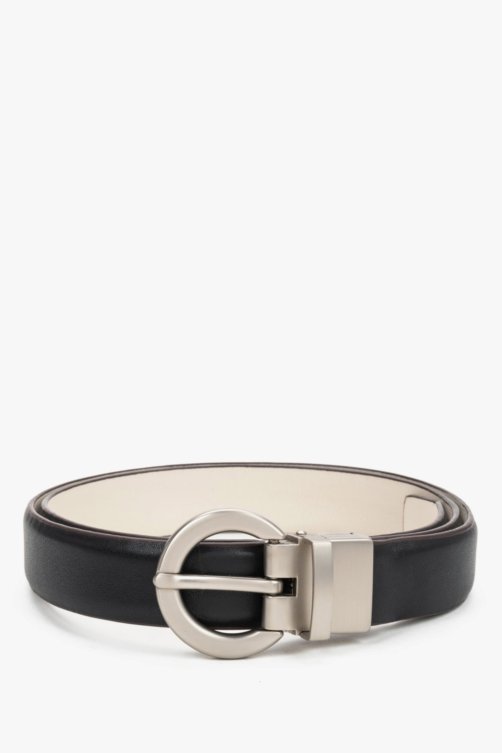 Black Leather Women's Belt with a Round Silver Buckle Estro Estro ER00120708.