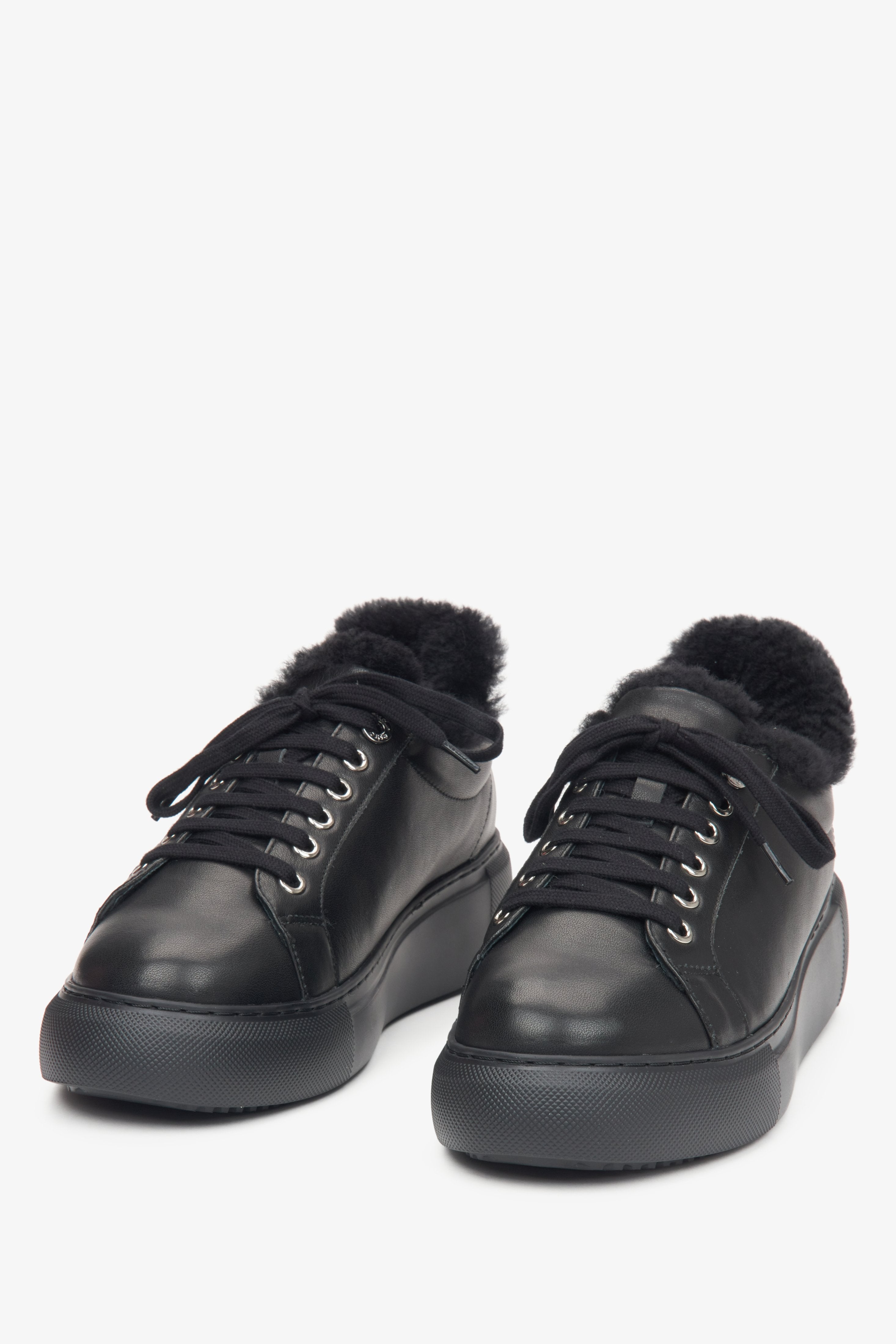 Premium Fur-Lined Women's Low-Top Winter Sneakers in Black by Estro