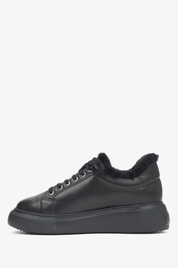 Estro Women's Black Low-Top Winter Sneakers with Cozy Fur Lining - sideline.