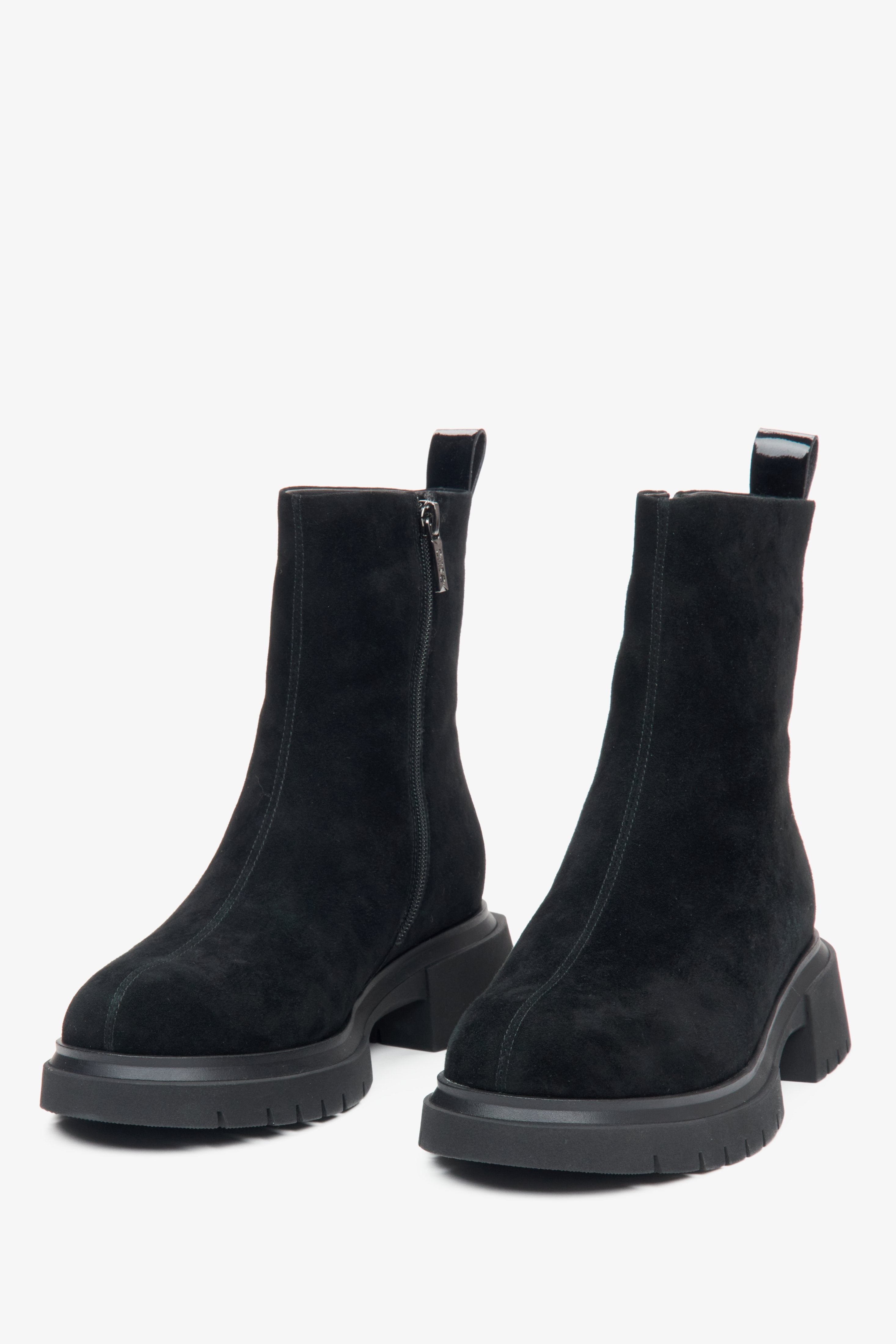 Estro Women's Black Winter Ankle Boots with Wool Lining and Genuine Velour - a close-up on shoe's toeline.