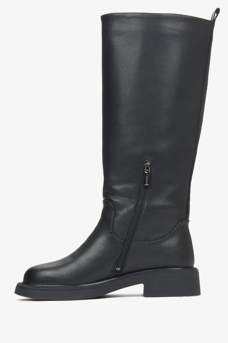 Wide-Calf Women's Knee-High Boots in Black Genuine Leather - shoe profile.