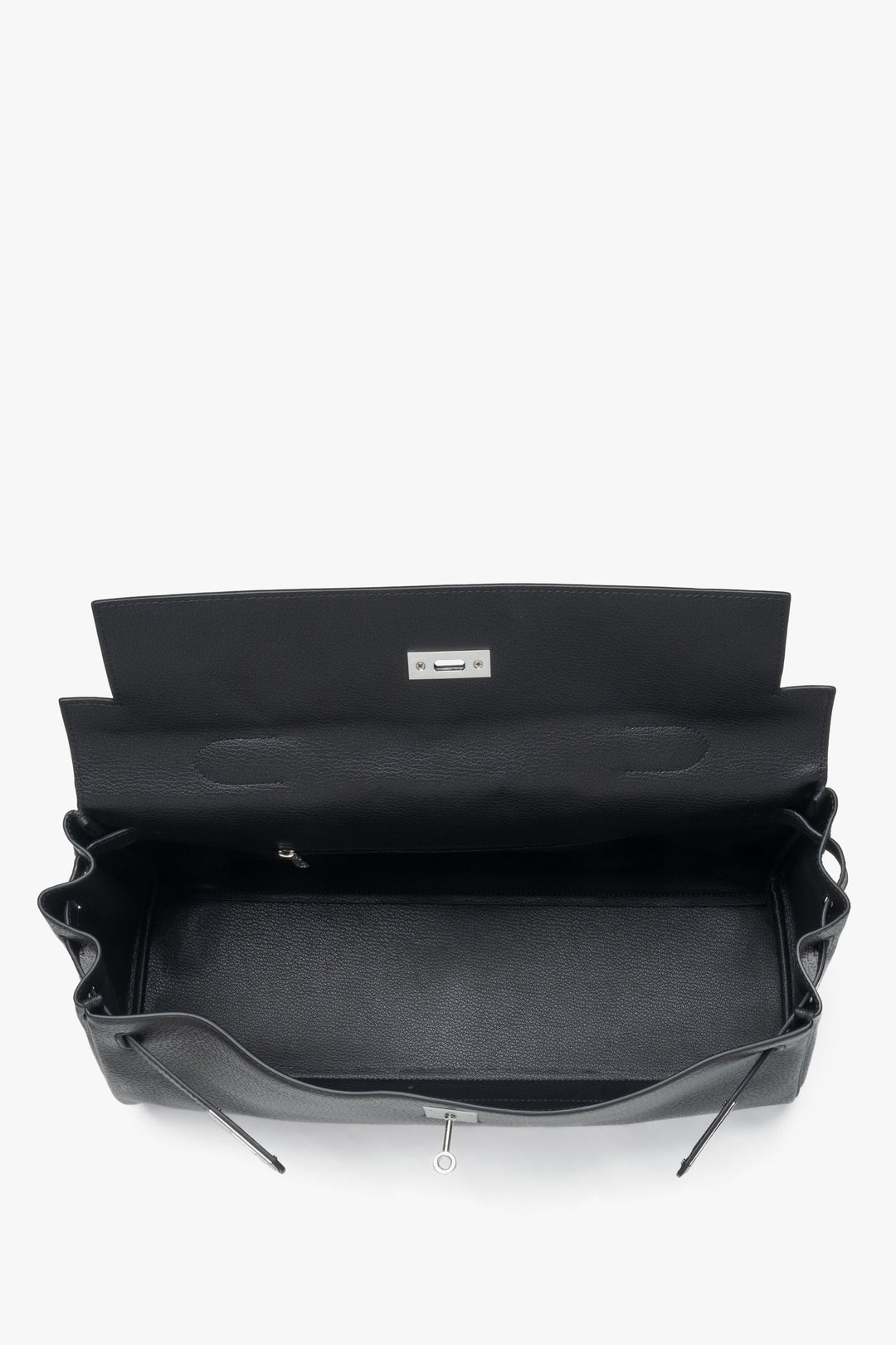 Sophisticated women’s black shoulder bag with silver-tone details, designed by Estro.