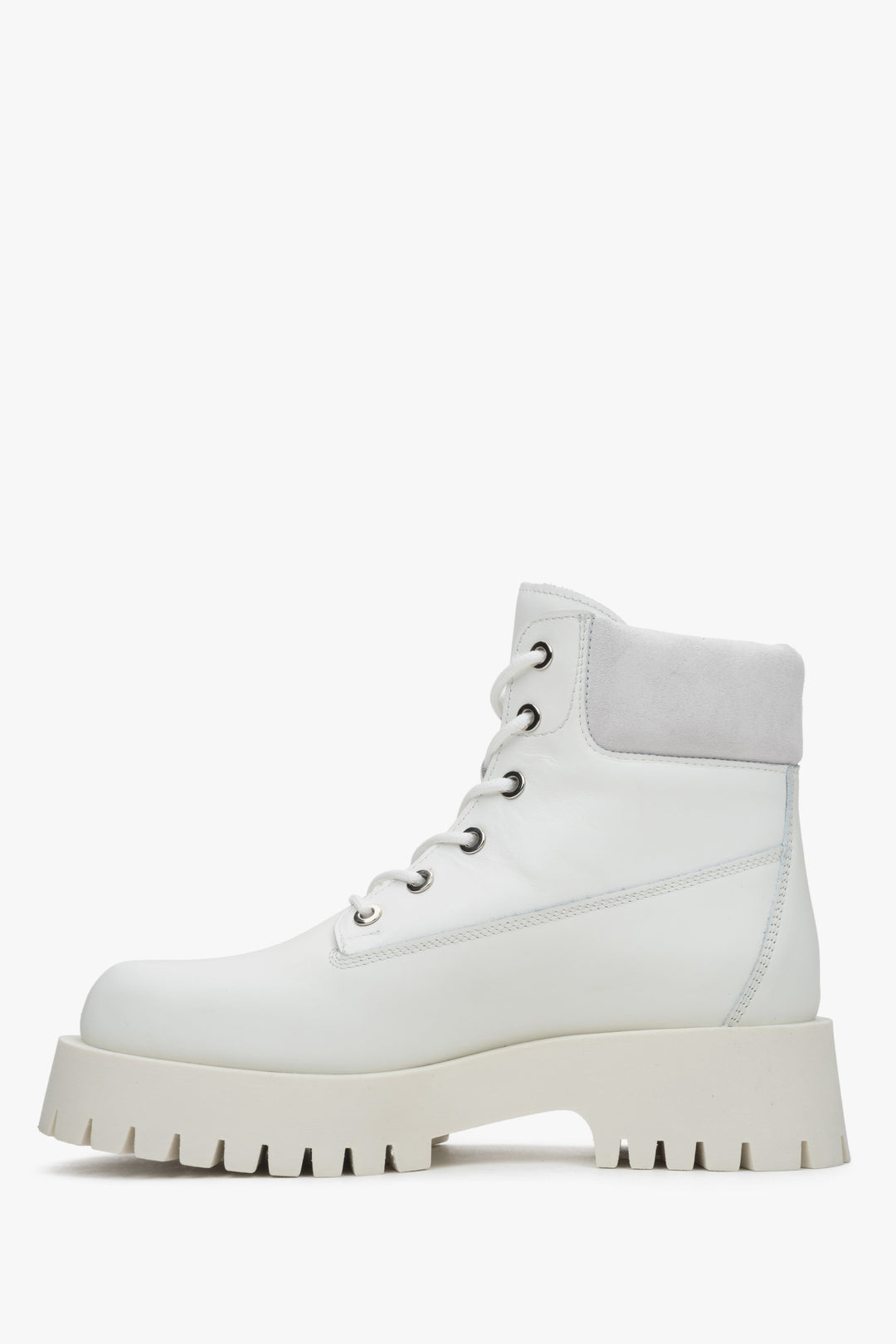 White leather women's ankle boots Estro - side profile.