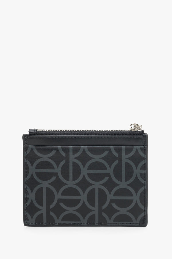 A small Estro women's jet set wallet in black - reverse.