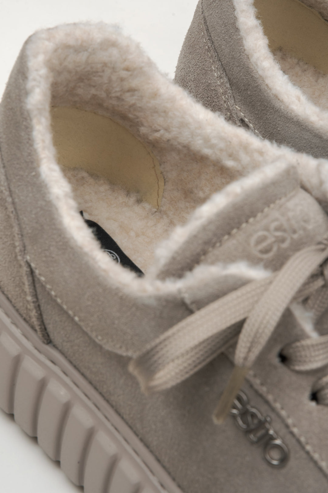 Grey winter women's sneakers - close-up of the detail.