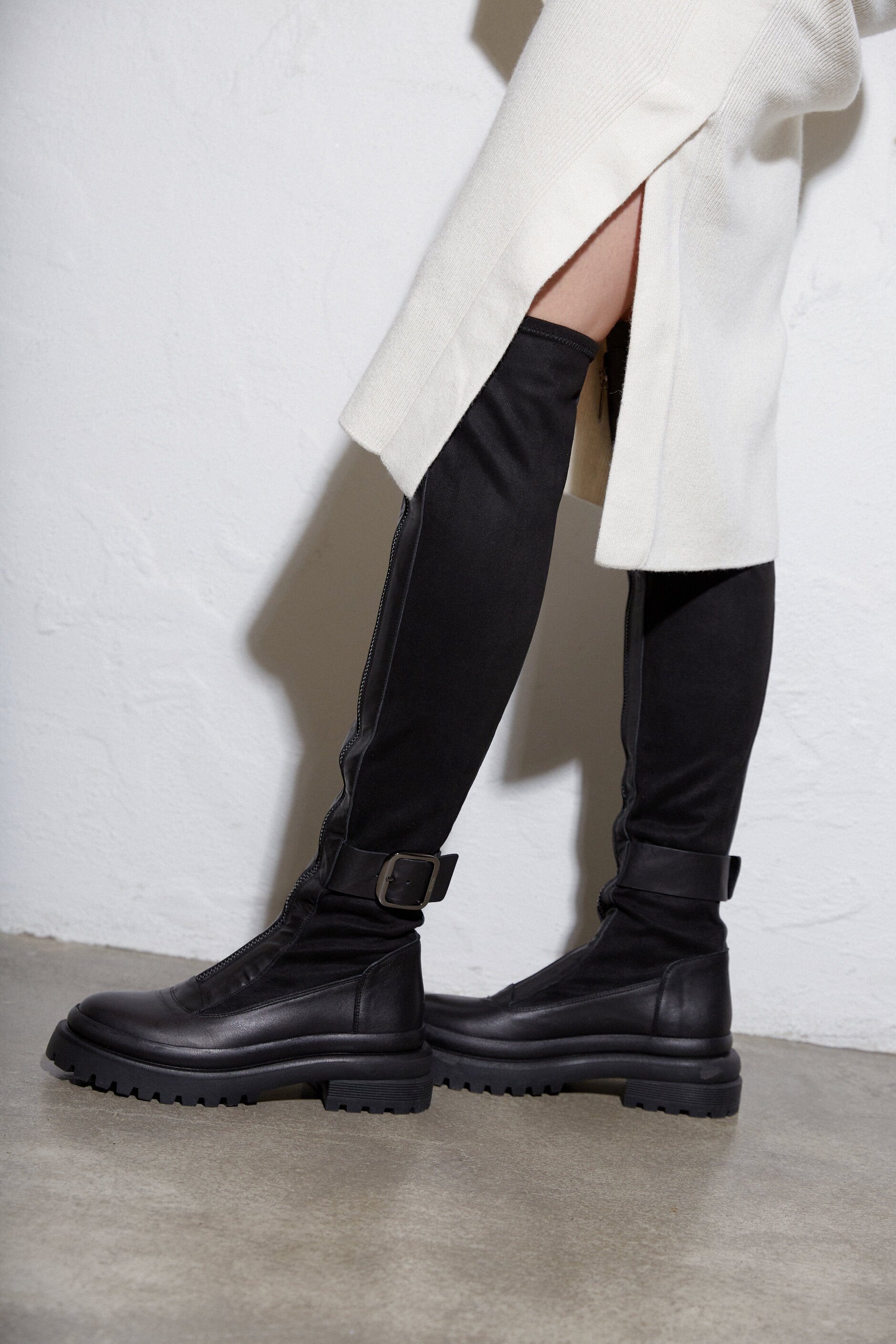 Women's Black Velour & Leather Knee-High Boots Estro.