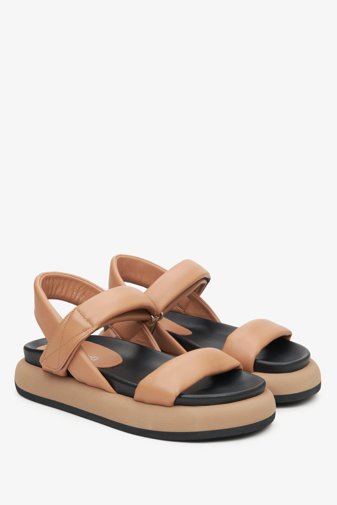 Women's brown sandals with a soft sole by Estro.