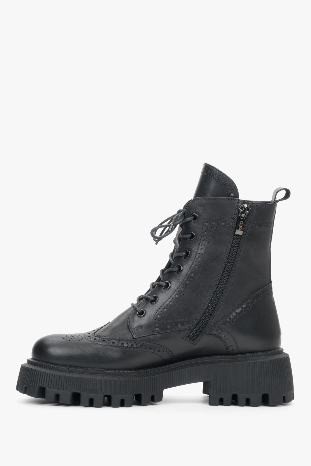 Lace-up, leather Estro women's boots platform - shoe profile.