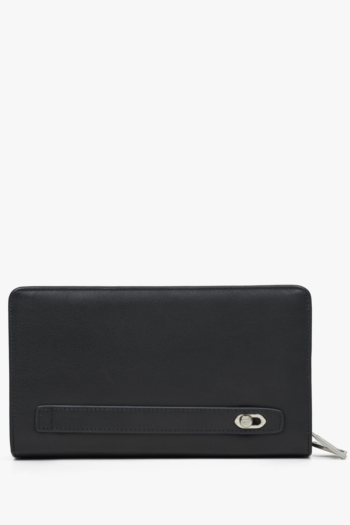 Men's black leather wallet - back view of the model.