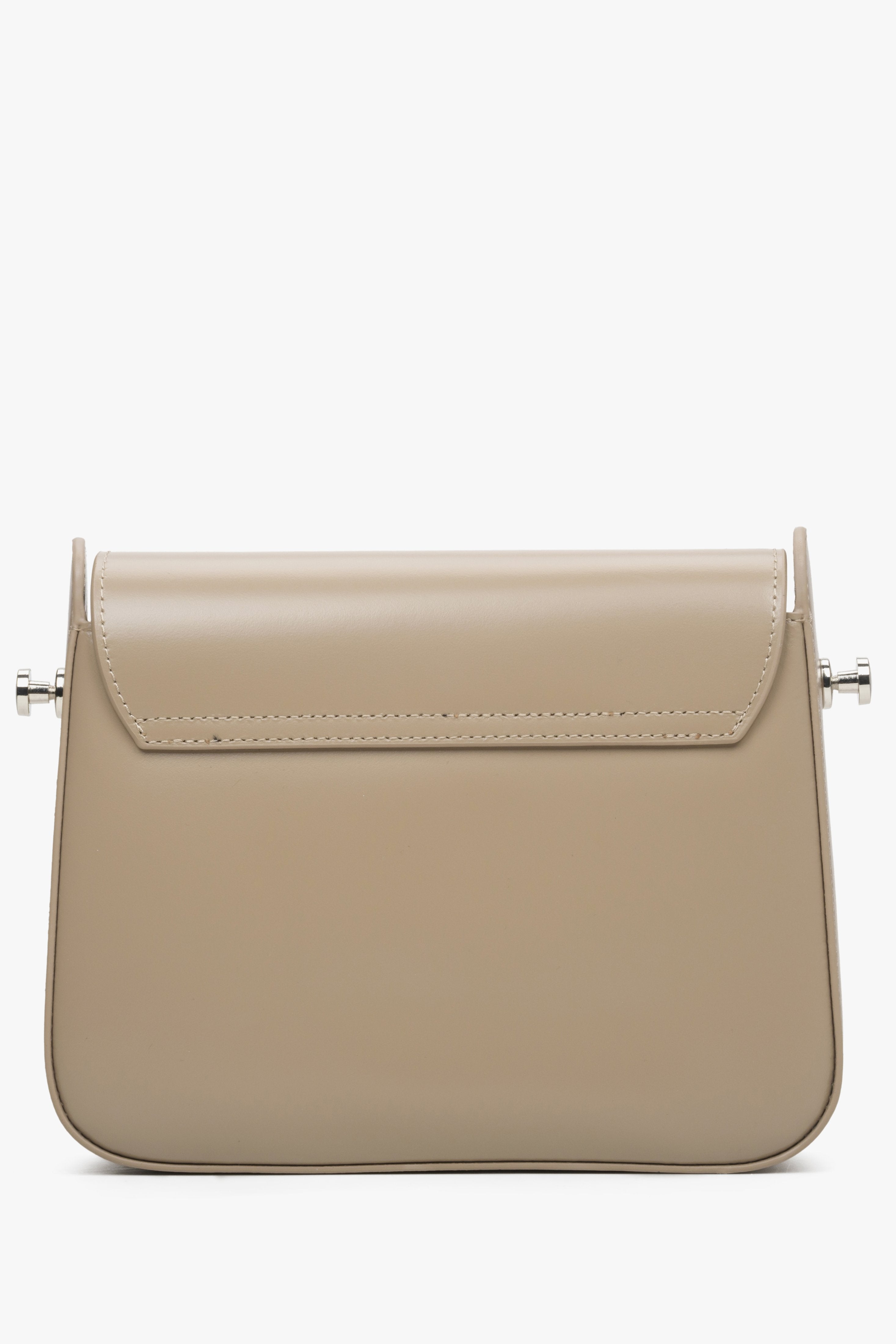 Women's sand beige leather shoulder bag by Estro.