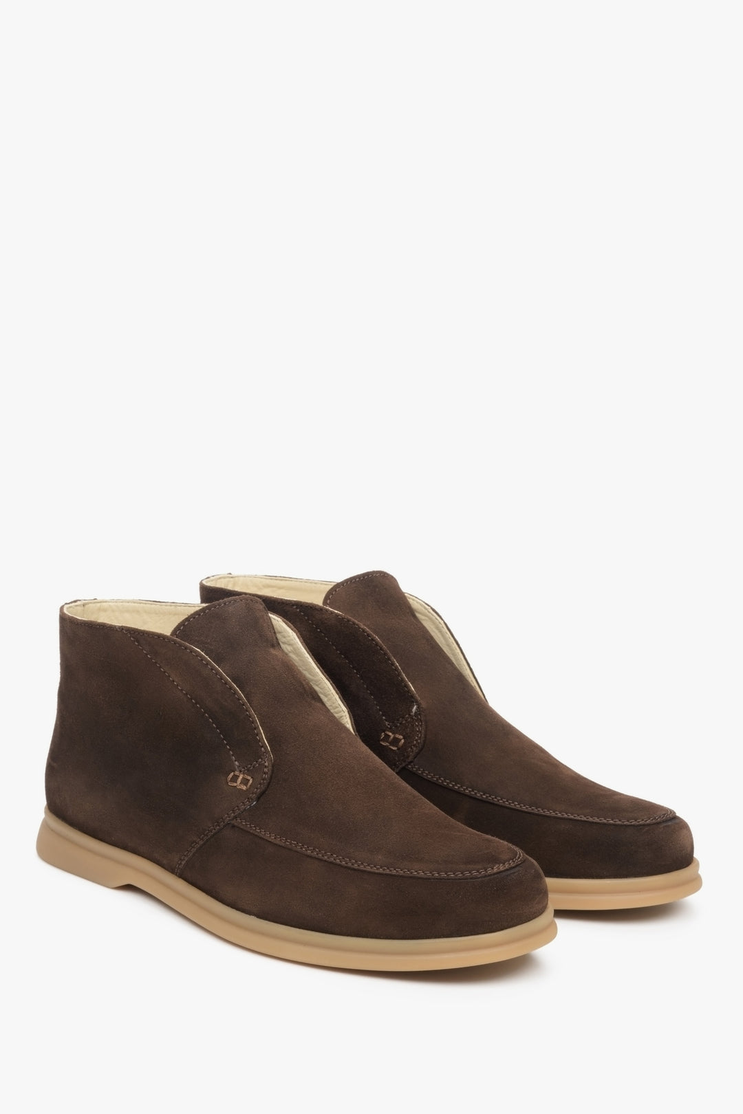 Men's slip-on brown suede ankle boots by Estro - view of the front and side of the shoe.