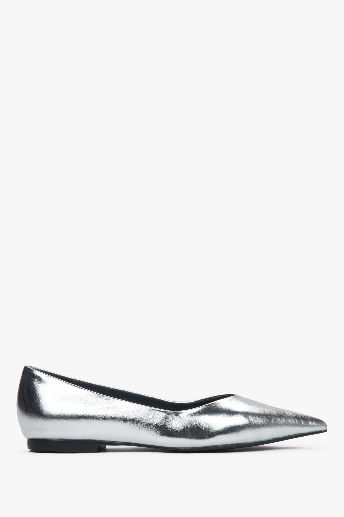 Women's Silver Pointed Toe Ballet Flats made of Genuine Leather Estro ER00115994.