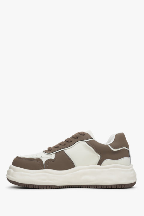 Women's leather sneakers by Estro in brown and white - shoe profile.