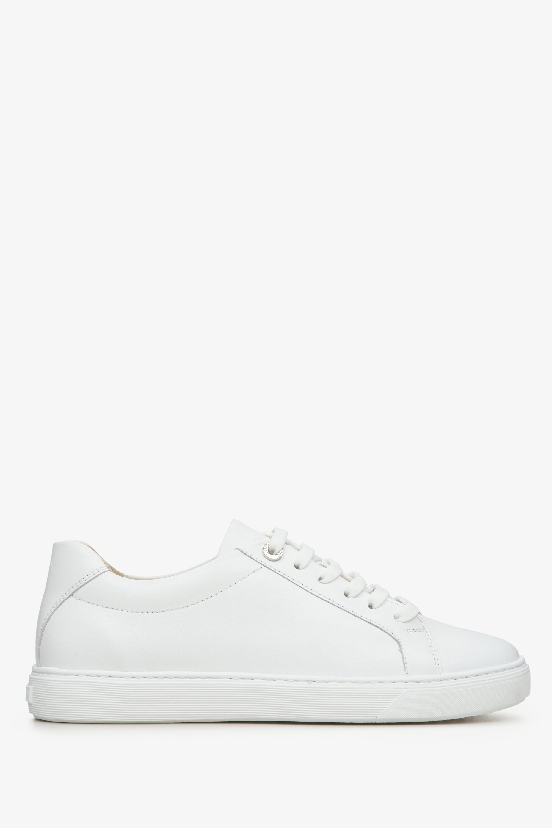 Women's White Low-Top Sneakers made of Genuine Leather Estro ER00111149.