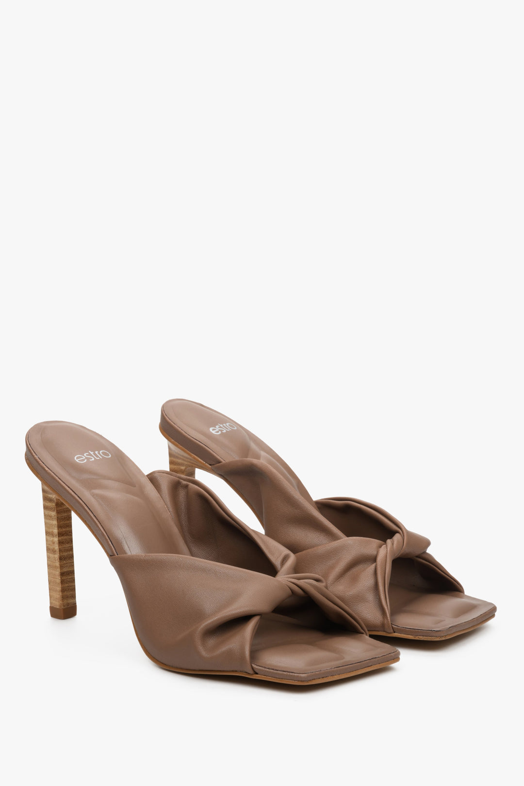 Women's Brown Mules with a Sturdy Heel Estro ER00112401.