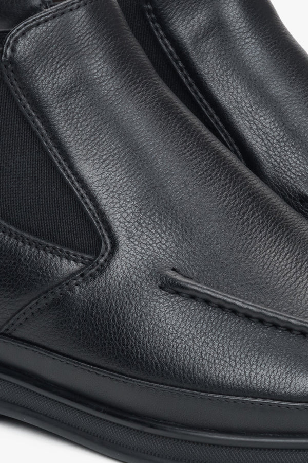 Black men's slip-on leather chelsea boots Estro – details.