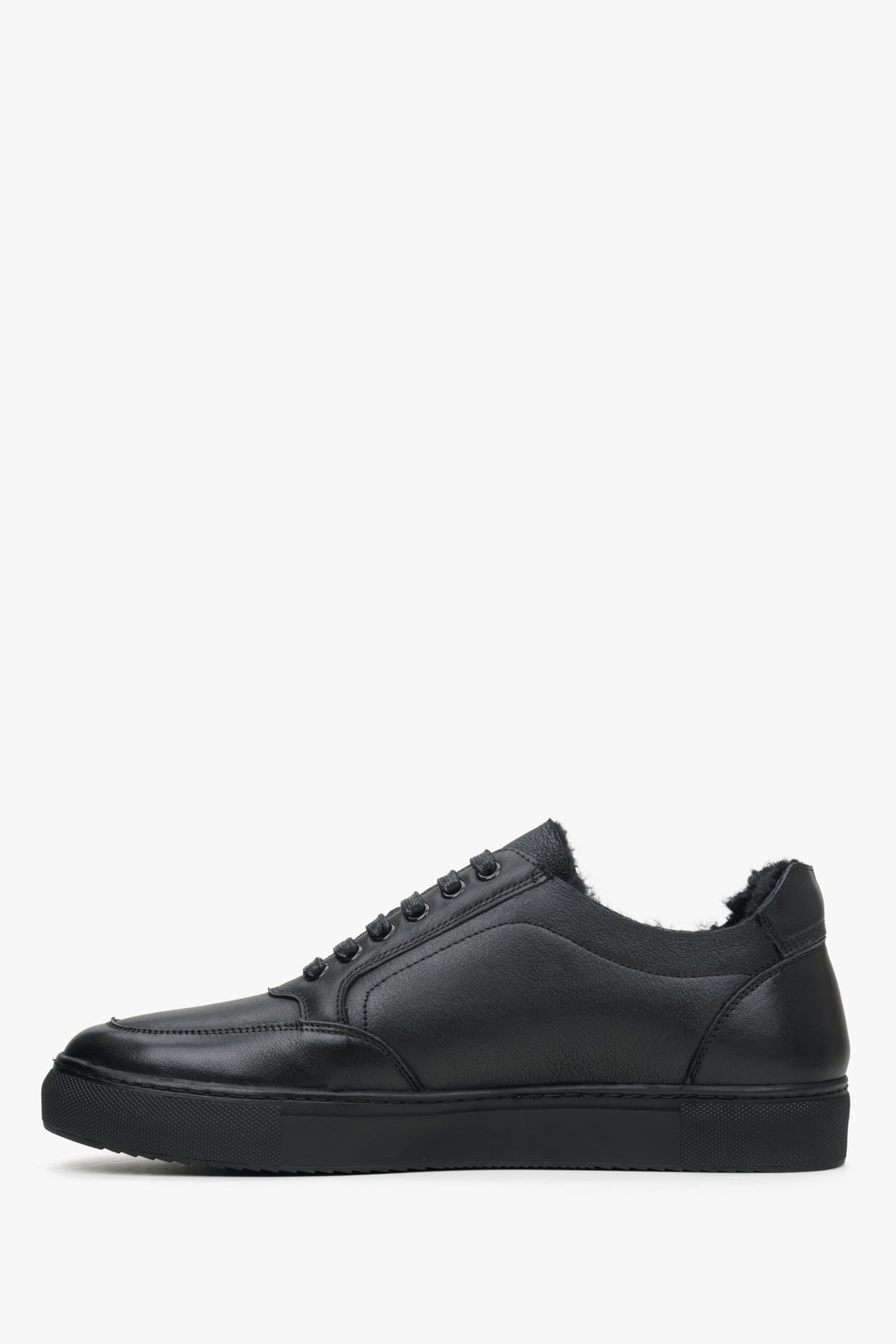 Women's black leather sneakers by Estro - shoe profile.