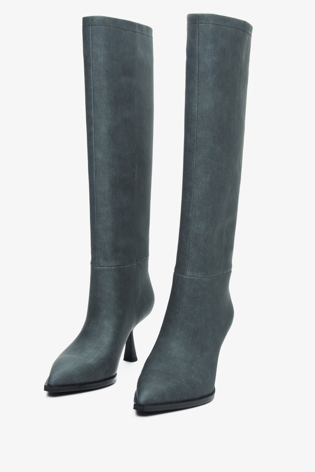 Knee-high grey women's boots by Estro with a pointed toe - close-up on the front of the boot.