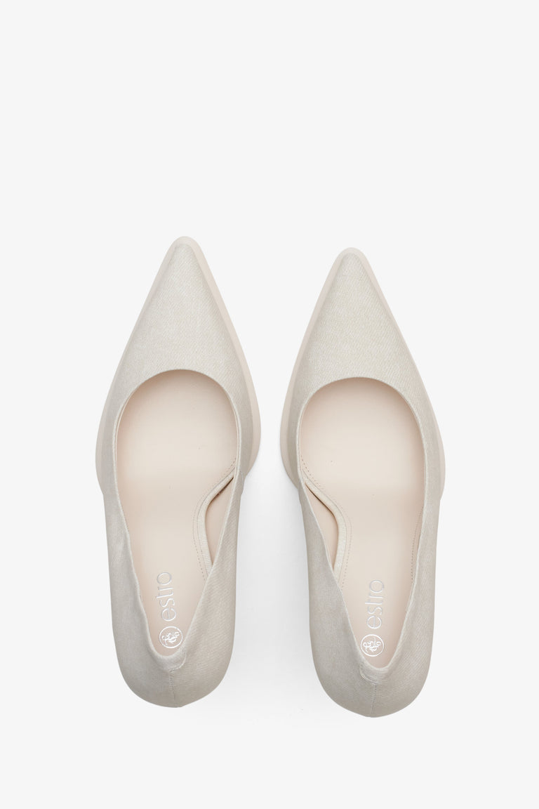 Women's light beige pointed-toe pumps by Estro - top view presentation.