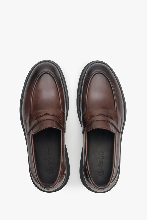 Men's dark brown Estro loafers made of genuine leather - top view presentation of the model.