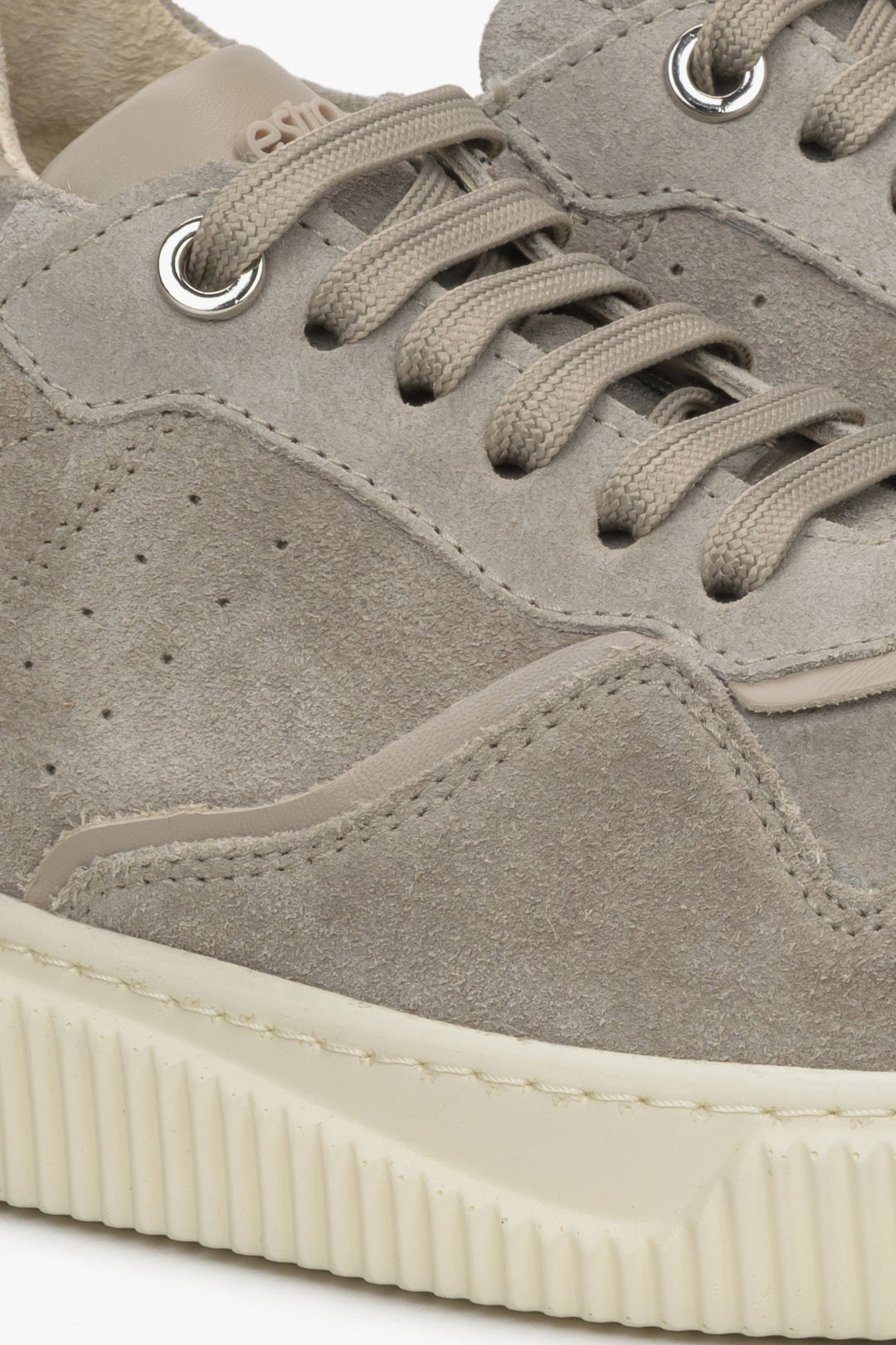 Estro women's grey-beige sneakers - close-up on details.