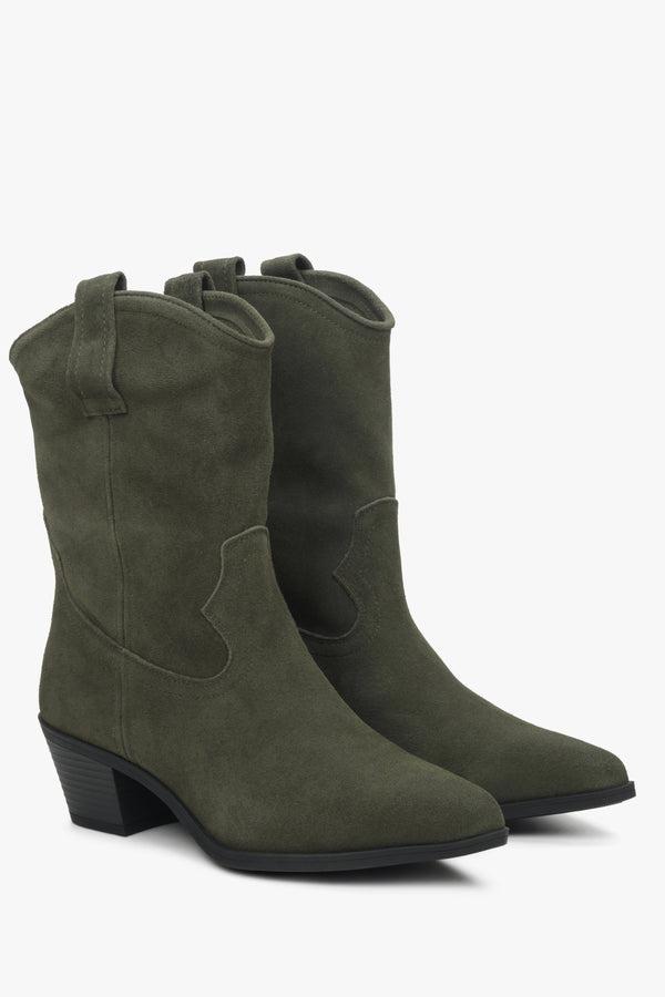 Women's dark green low-cut cowboy boots made of genuine suede by Estro.