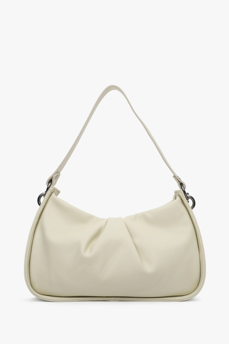 Women's white leather shoulder bag by Estro - back view of the model.