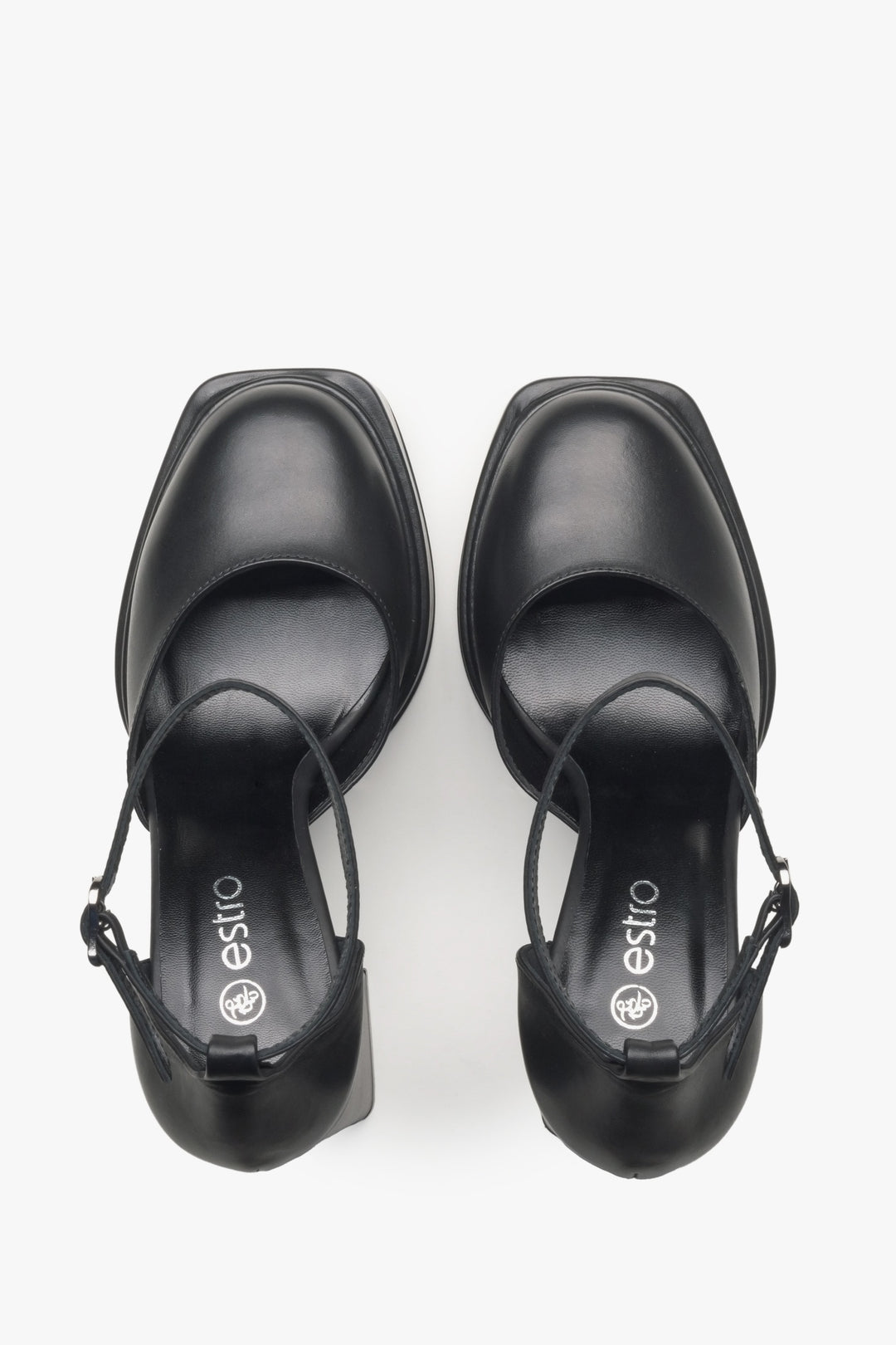 Women's platform sandals Estro in black.