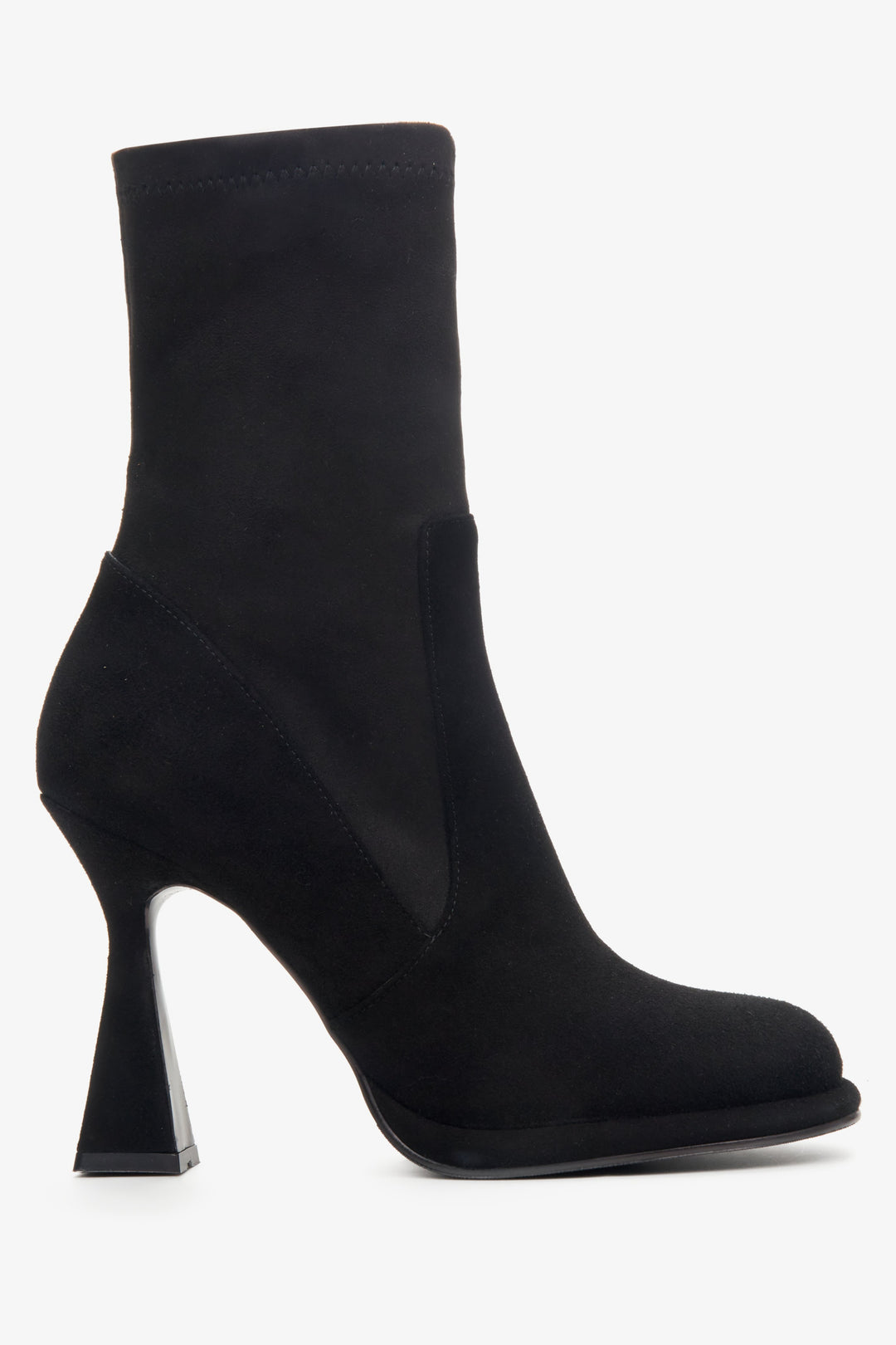 Women's black ankle boots with funnel heel made of genuine velour by Estro - shoe profile.