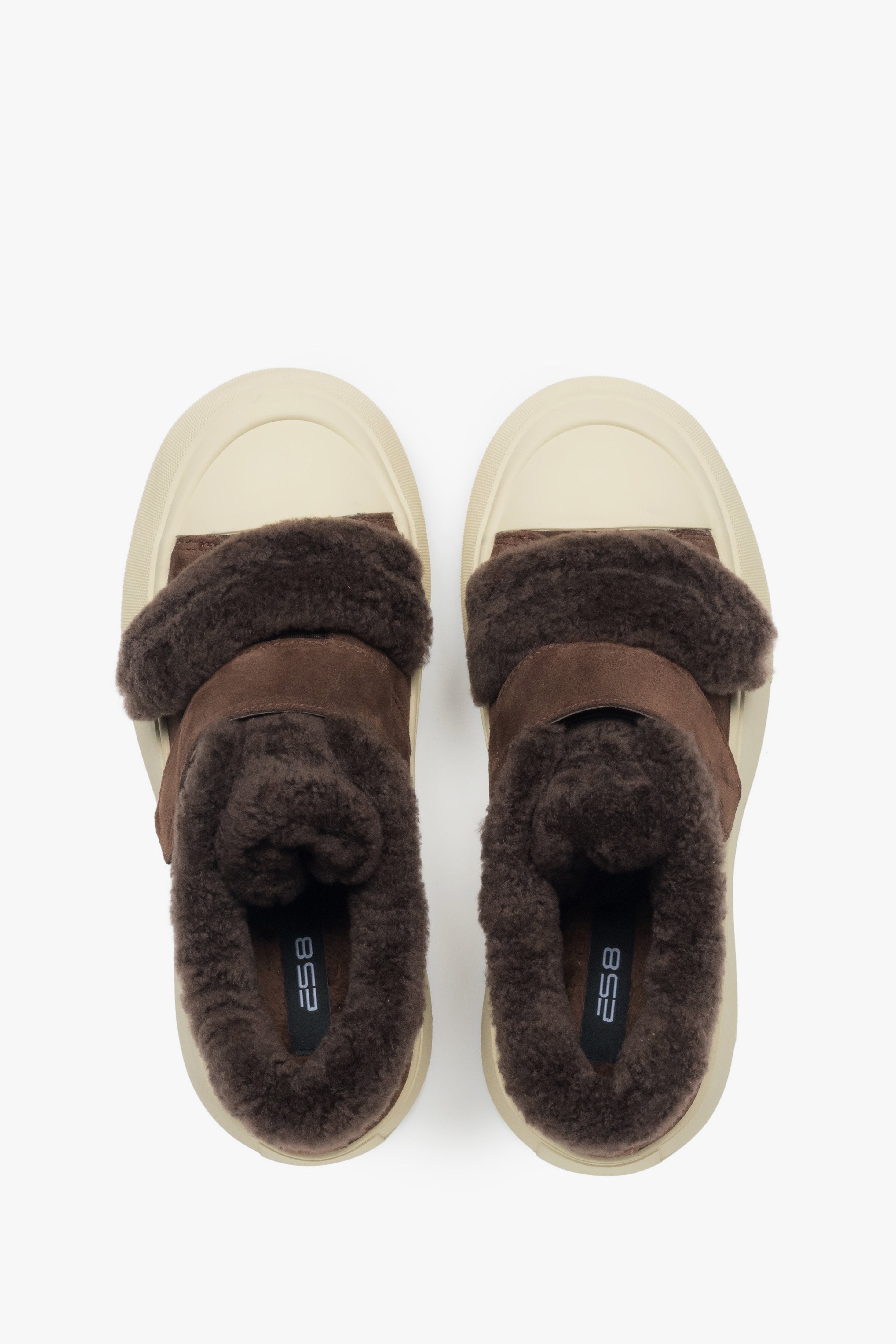 ES8: women's dark brown low-top sneakers featuring a genuine velour upper and a cozy fur lining.