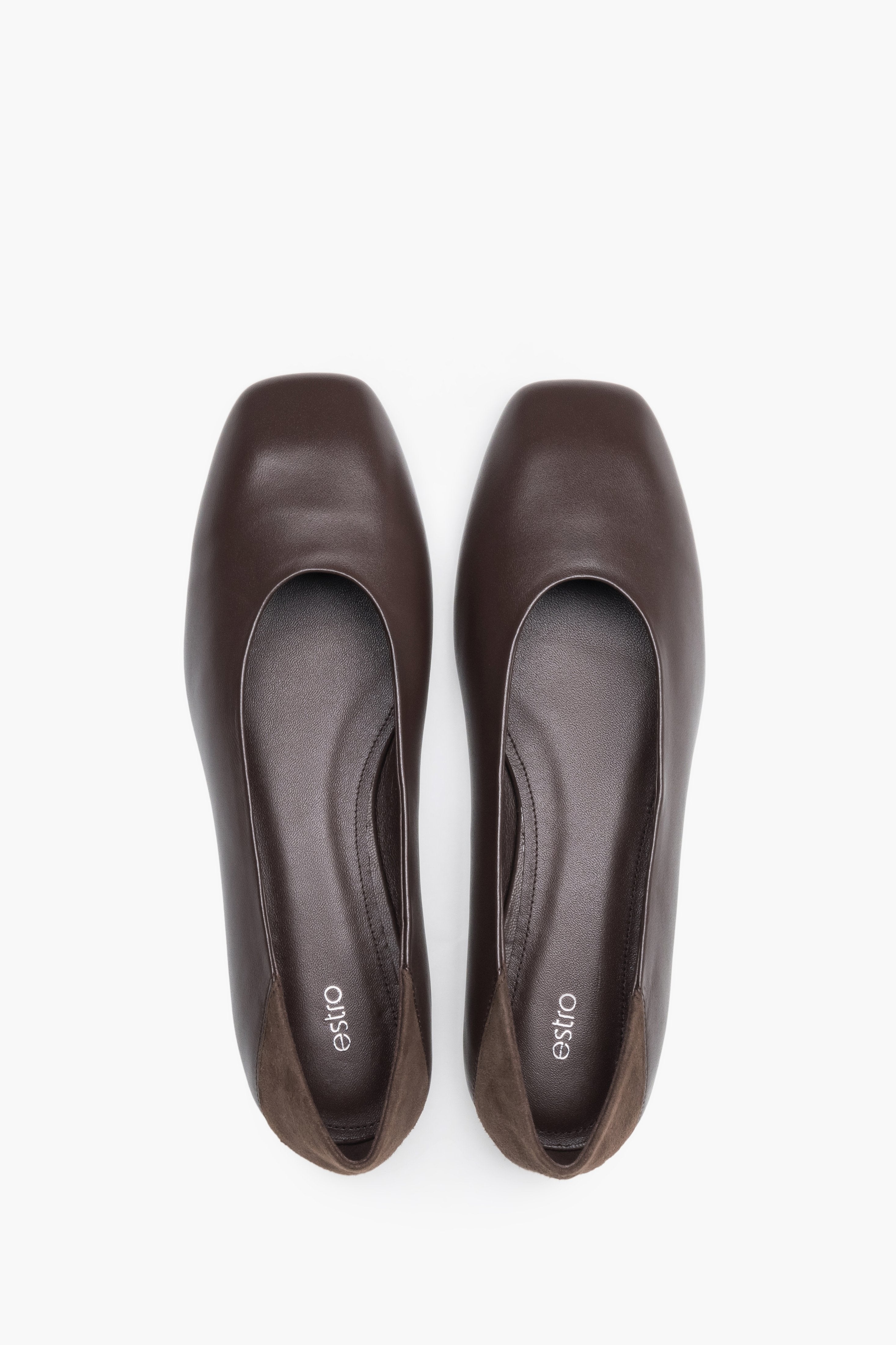 Ultimate comfort thanks to a chevro leather insole – softness and breathability with every step.
