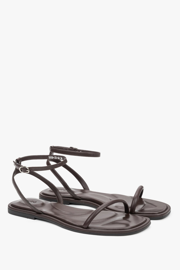 Dark brown women’s sandals with thin straps – 100% genuine leather – Estro.