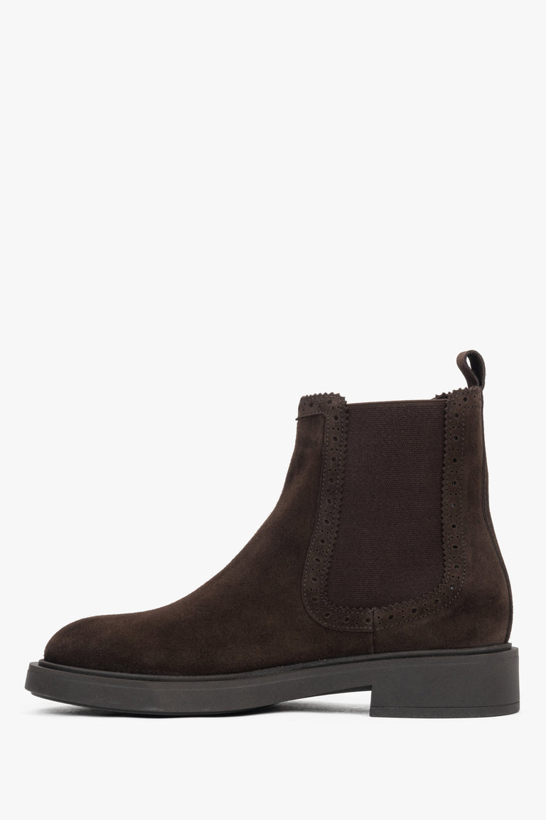 Dark brown Chelsea boots for women, featuring a premium upper made from genuine Italian velour.