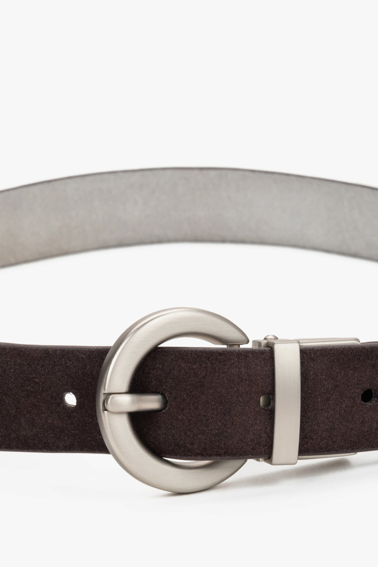 Estro dark brown velour women's belt with a round silver buckle.
