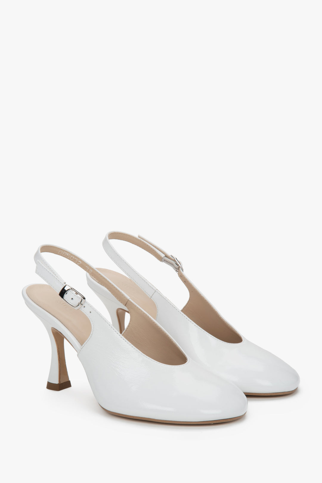 White patent leather slingback heels made of Italian leather – Estro Premium.