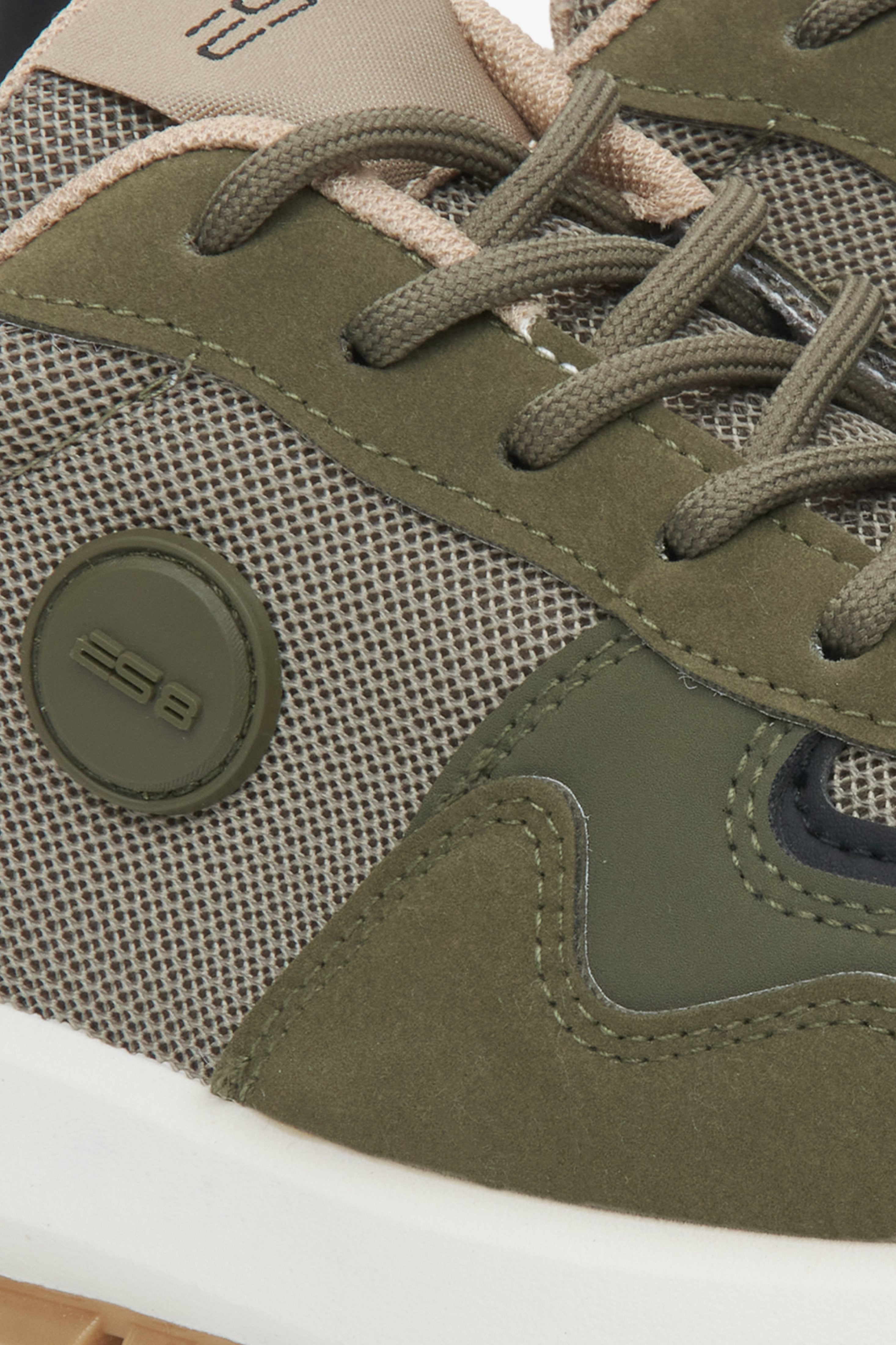 Green sneakers for women made of eco-leather and soft fabrics, ES8 – details.