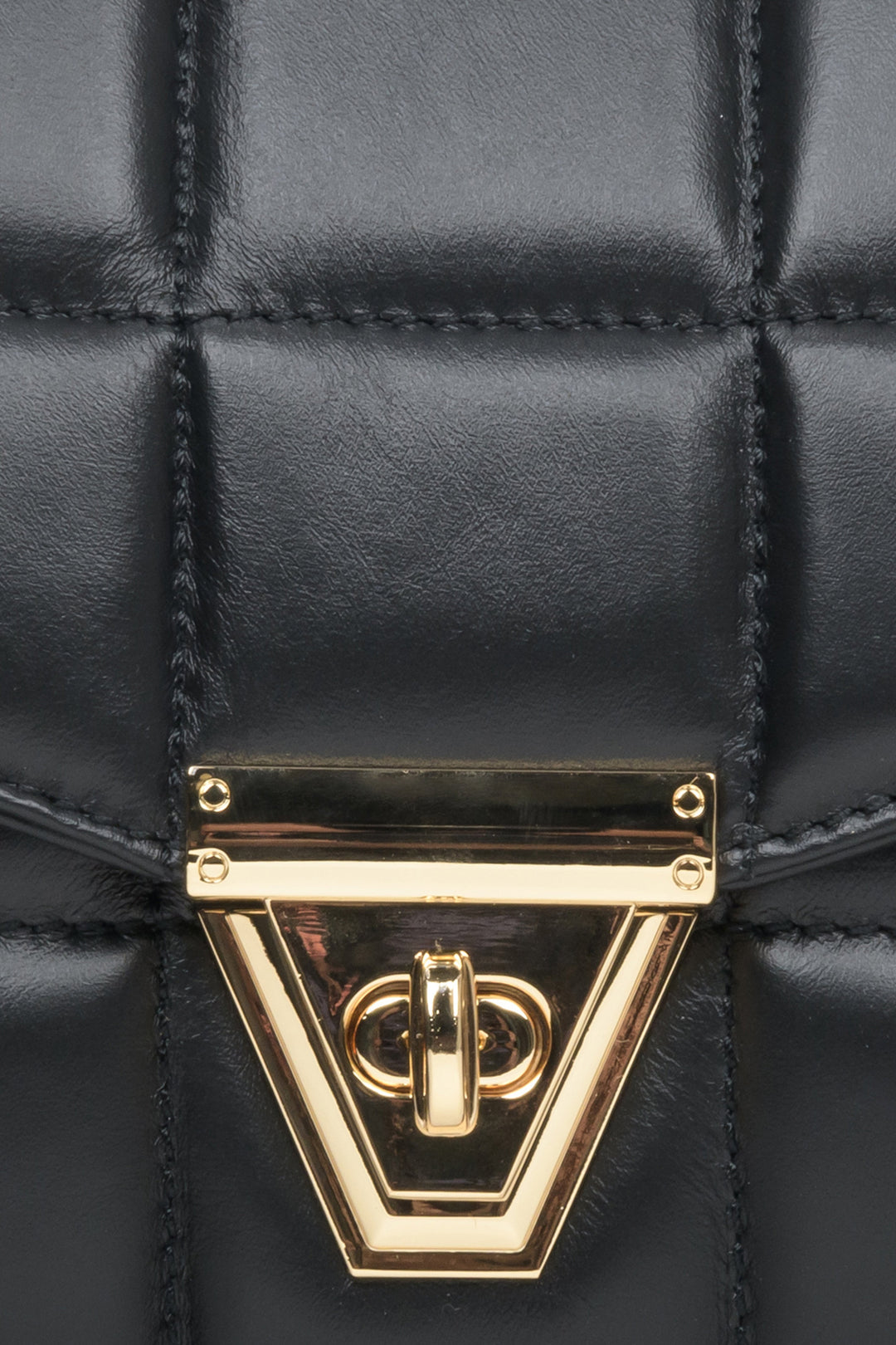 Women's black handbag made in Italy - close-up on details.